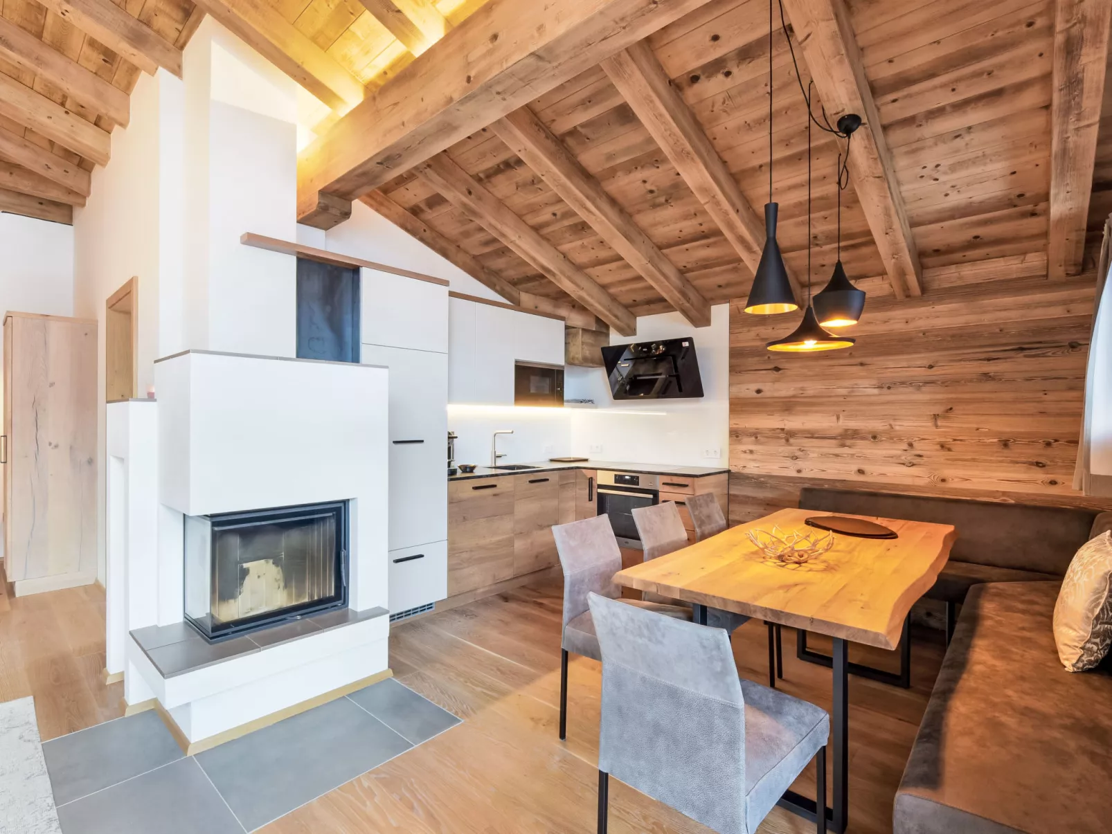 Venediger Lodge-Inside