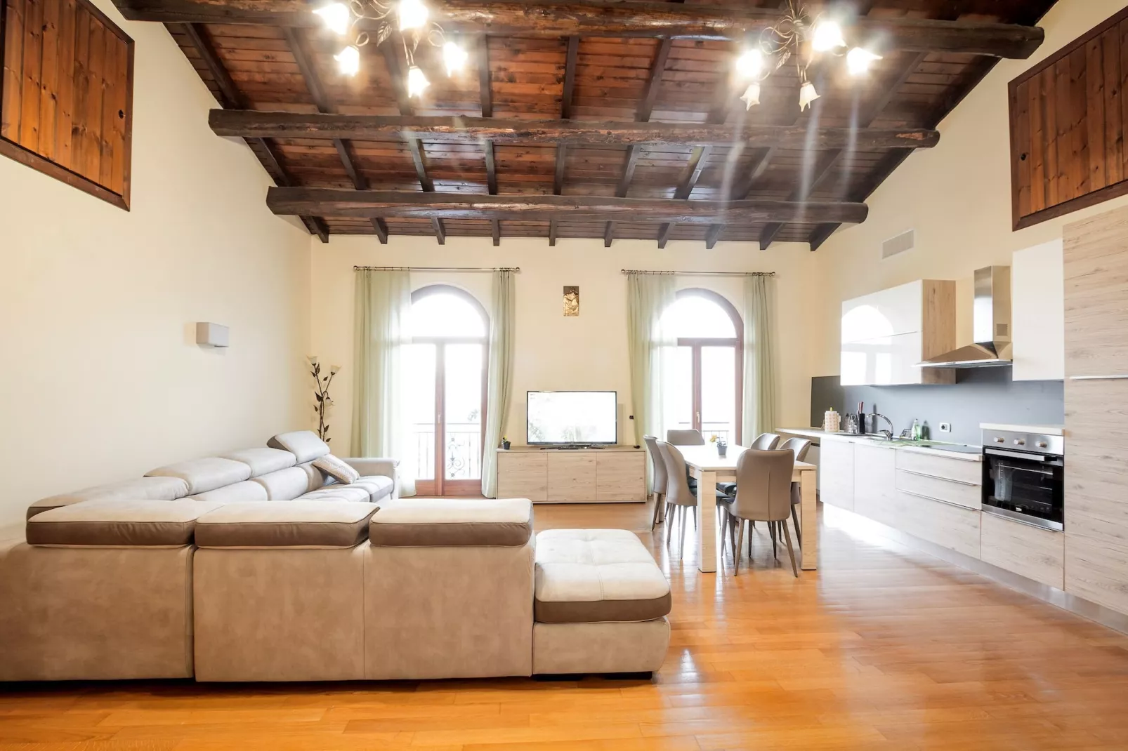 Villa Meraviglia-Esszimmer