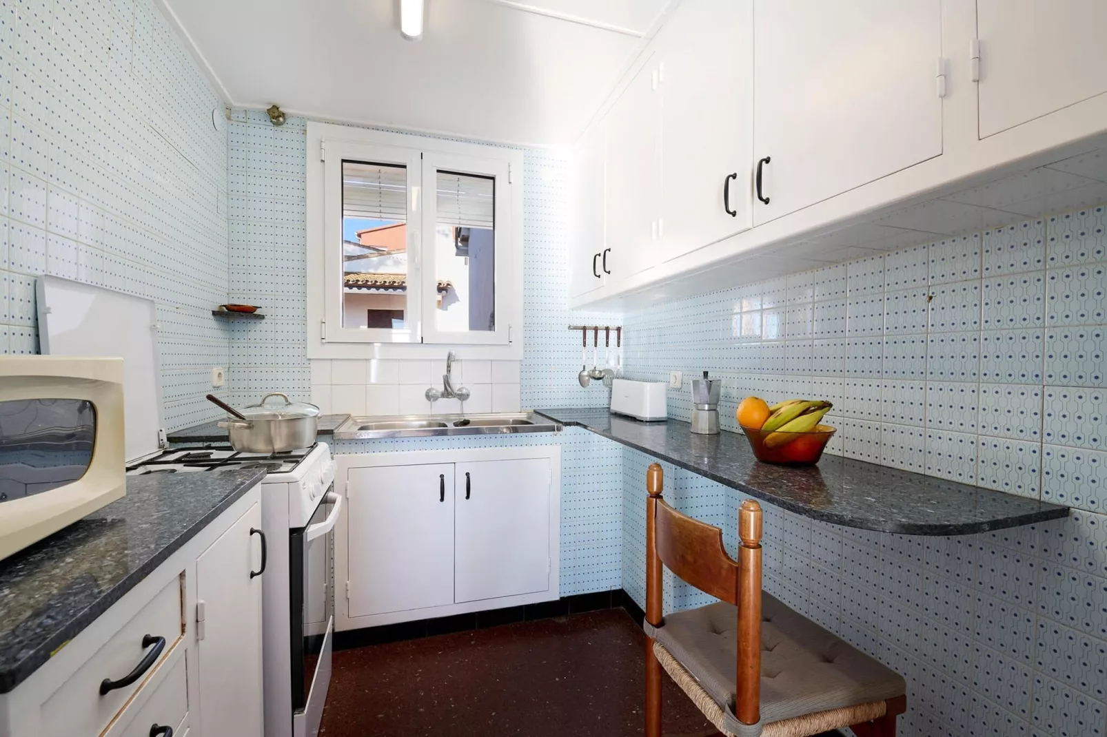 Pruneda-Kitchen