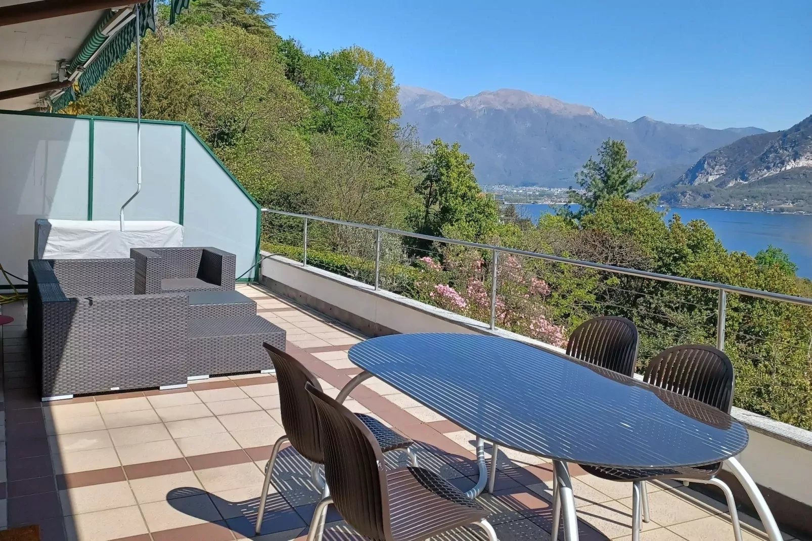 La Bergamina-Terrace balcony