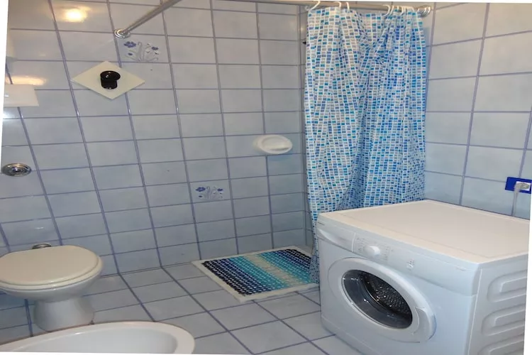 La Zattera 509-Bathroom