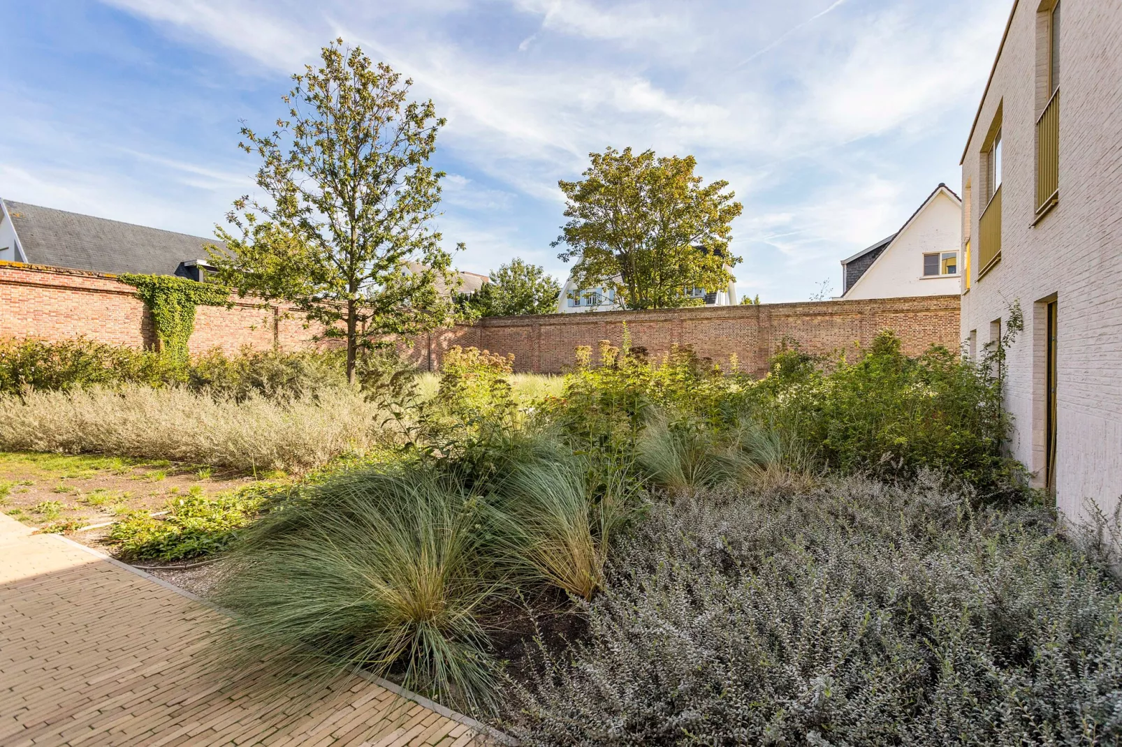 VILLA KARMEL - E24-Image-tags.