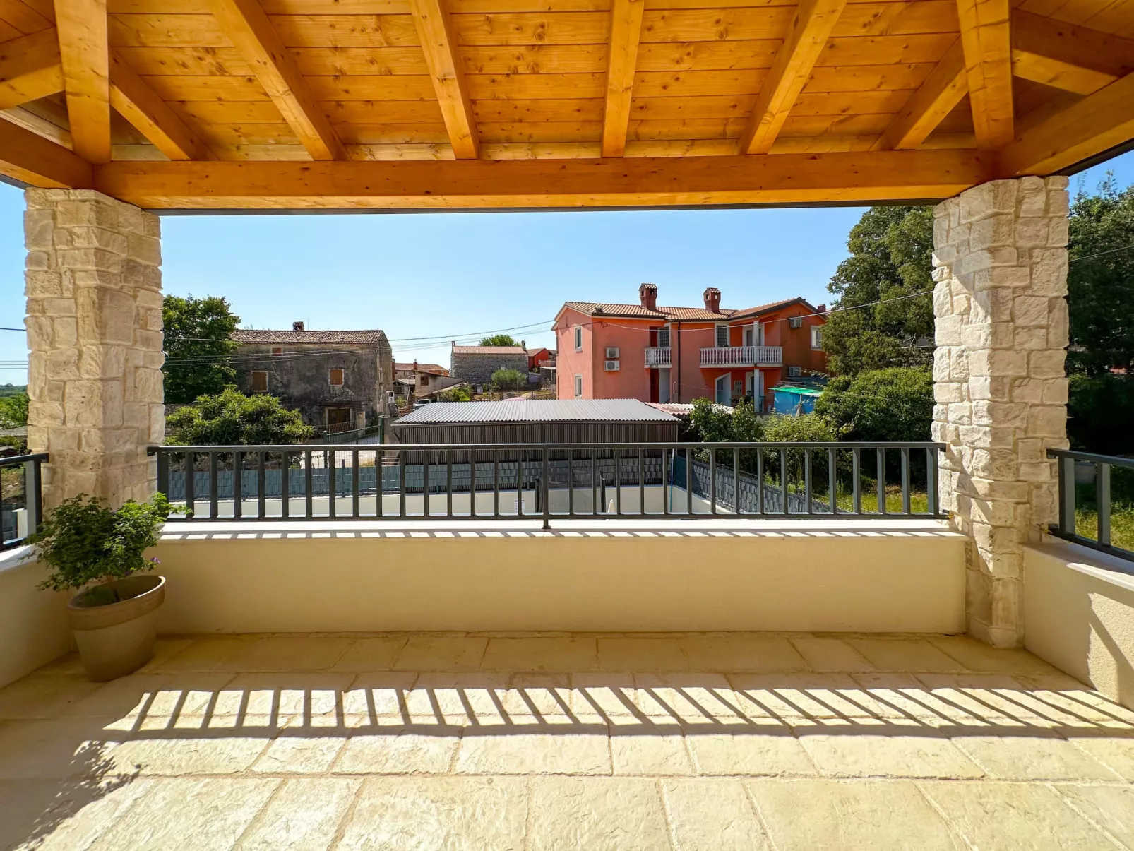 Villa Gaudeo-Outside