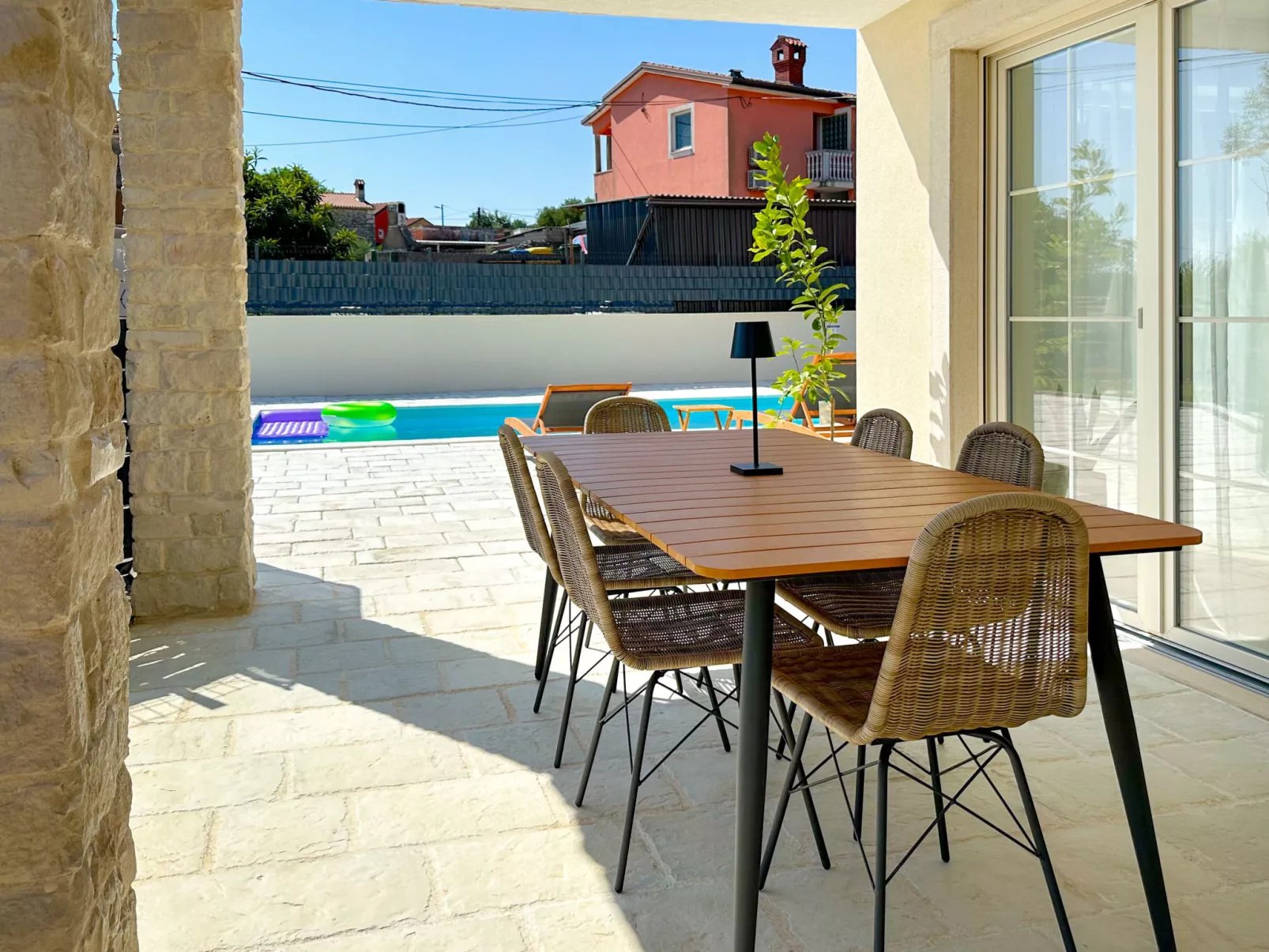 Villa Gaudeo-Outside