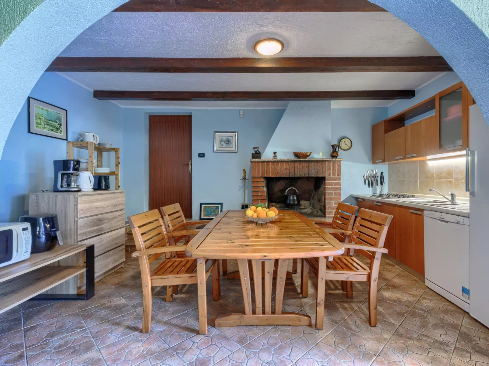 Villa Irma-Inside