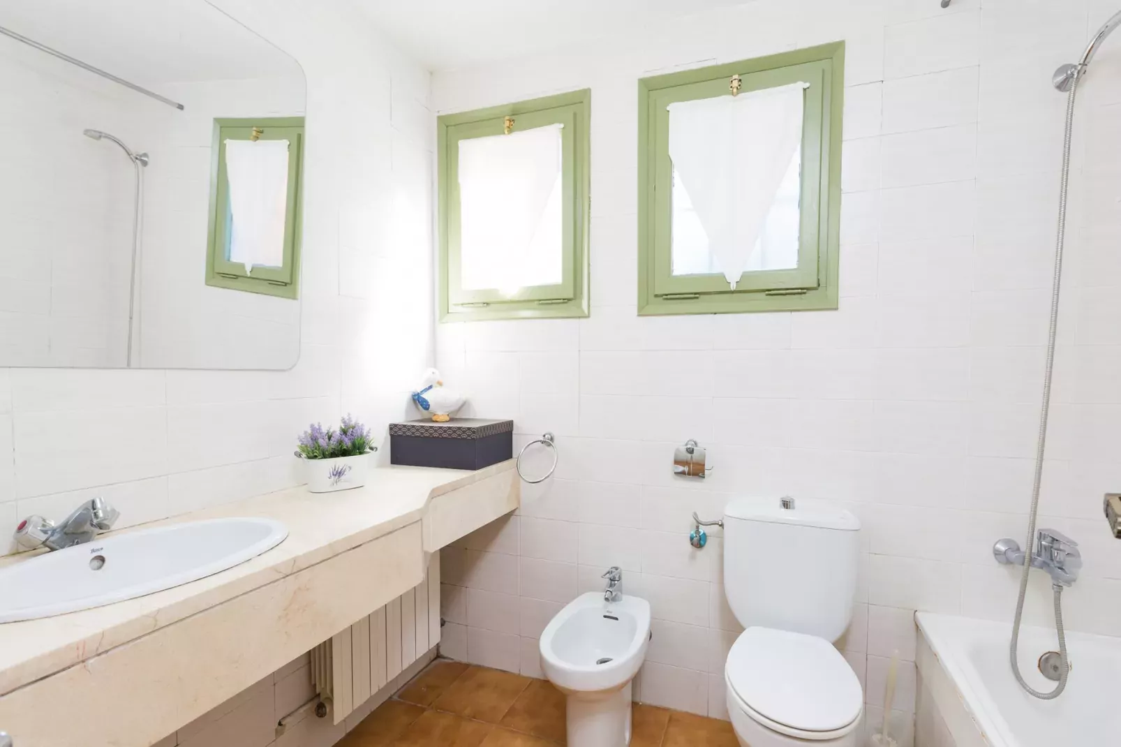 Ronda-Bathroom