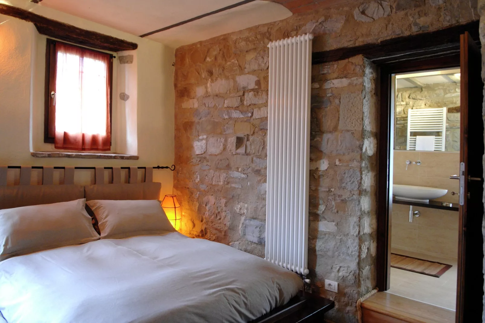 Borgo Belvedere Combi-Bedroom