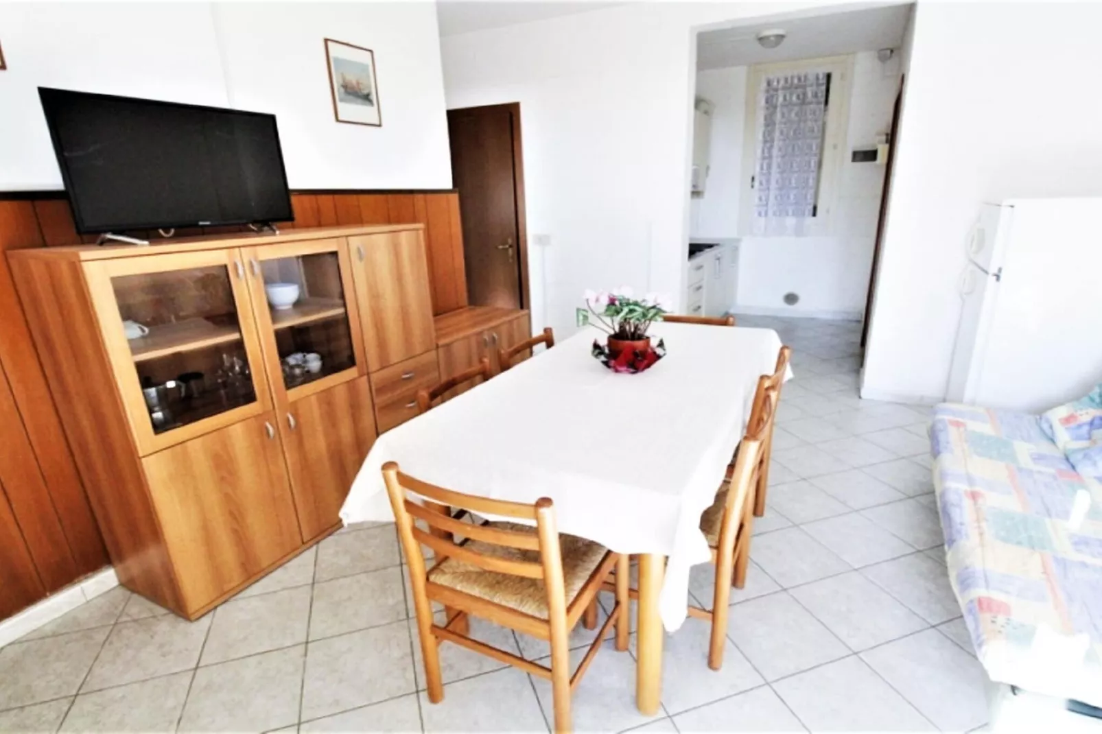 Rasi 1-Wohnzimmer
