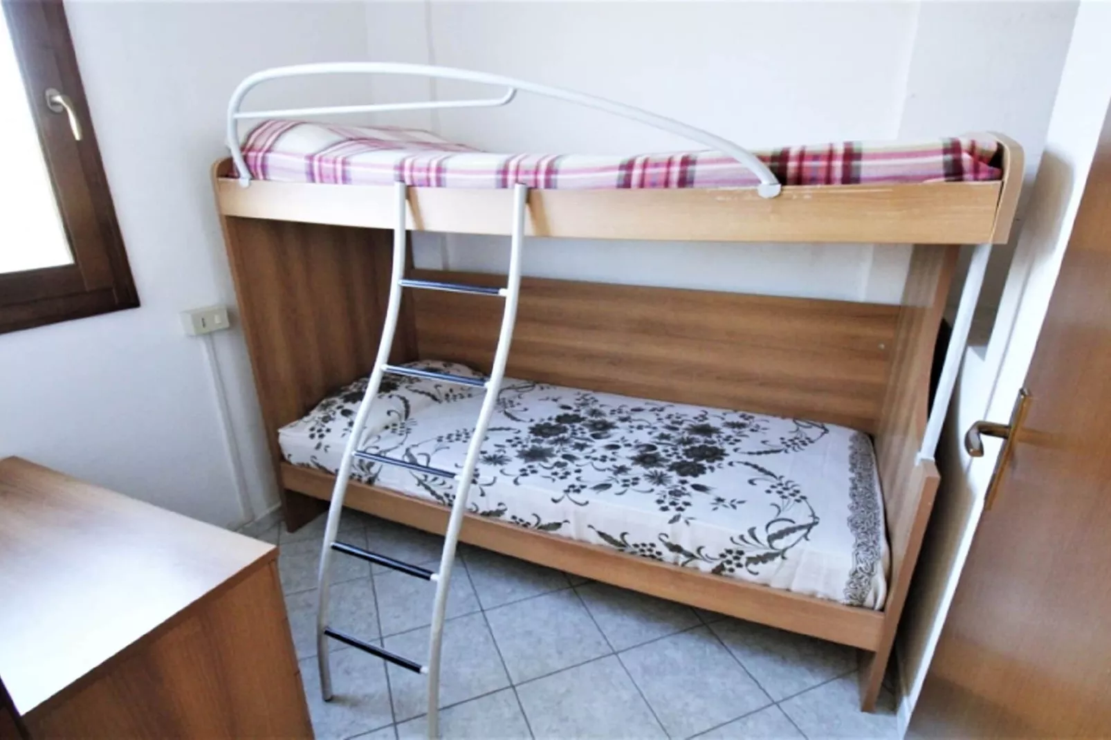 Rasi 1-Schlafzimmer