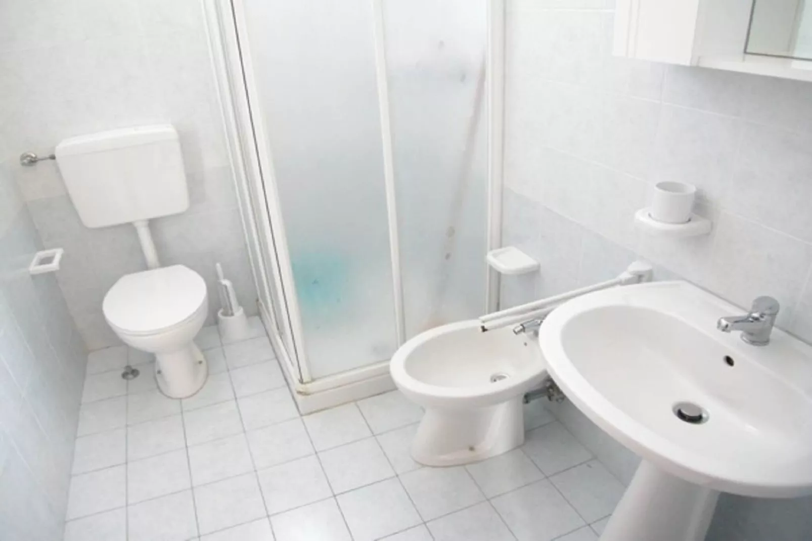 Rasi 1-Badezimmer
