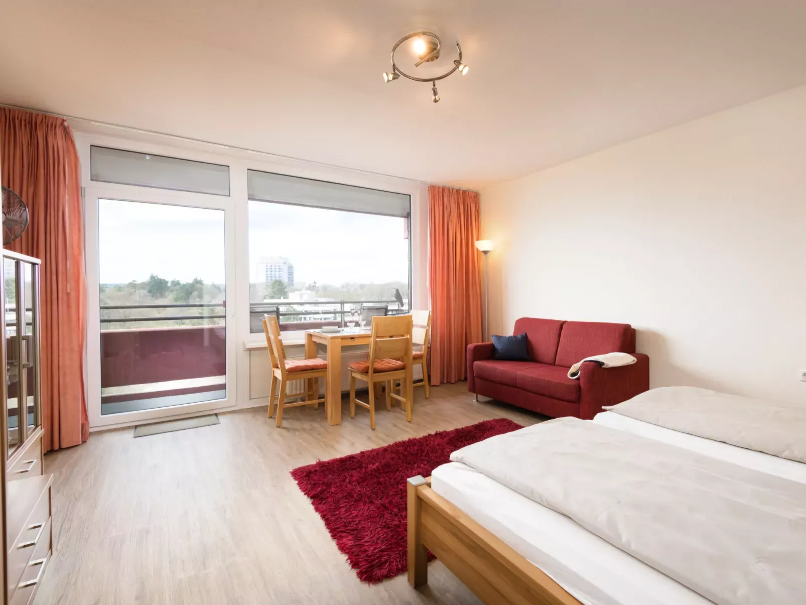 Eifelblick (B906)-Inside