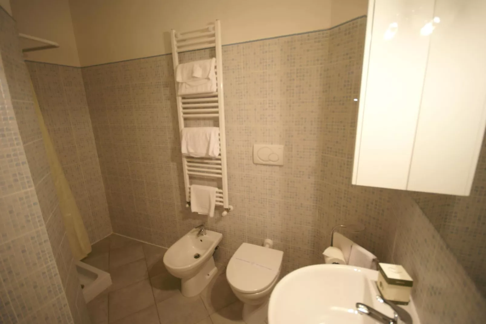 Chianti Village Morrocco T5-Bathroom