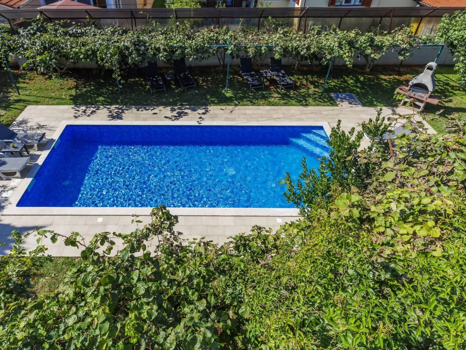 Villa Toni-Outside