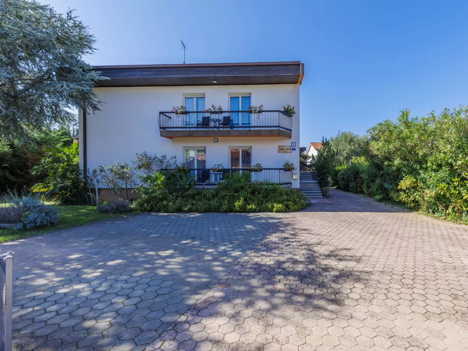Villa Toni-Dehors