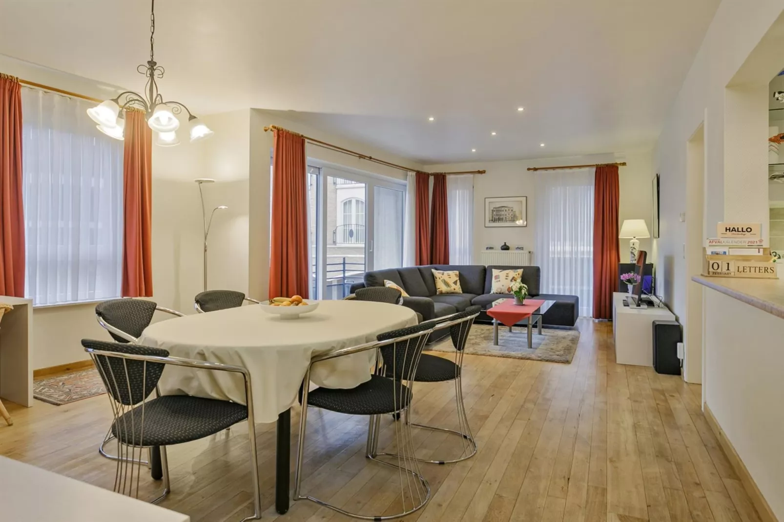 CARLTON MONDIAL - 0104-Esszimmer