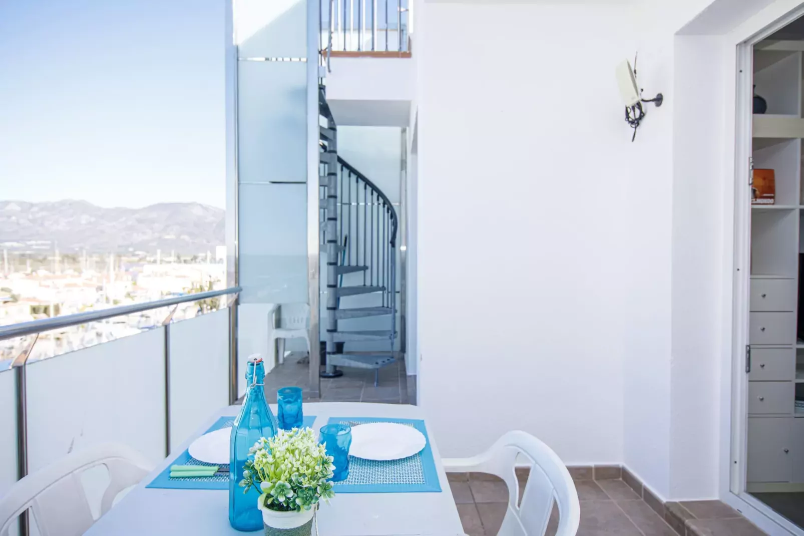 ROYAL MARINE 2 425 Roses-Balcon-terrasse