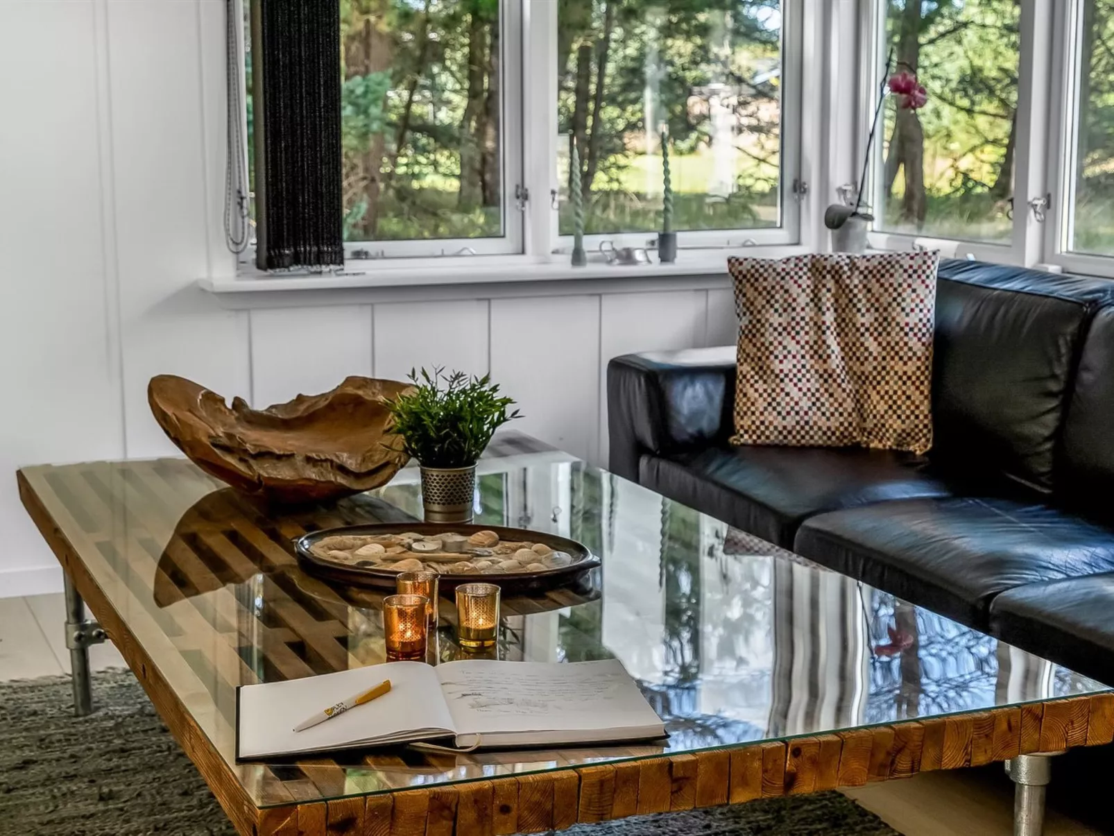 "Josina" - 1.3km from the sea-Inside