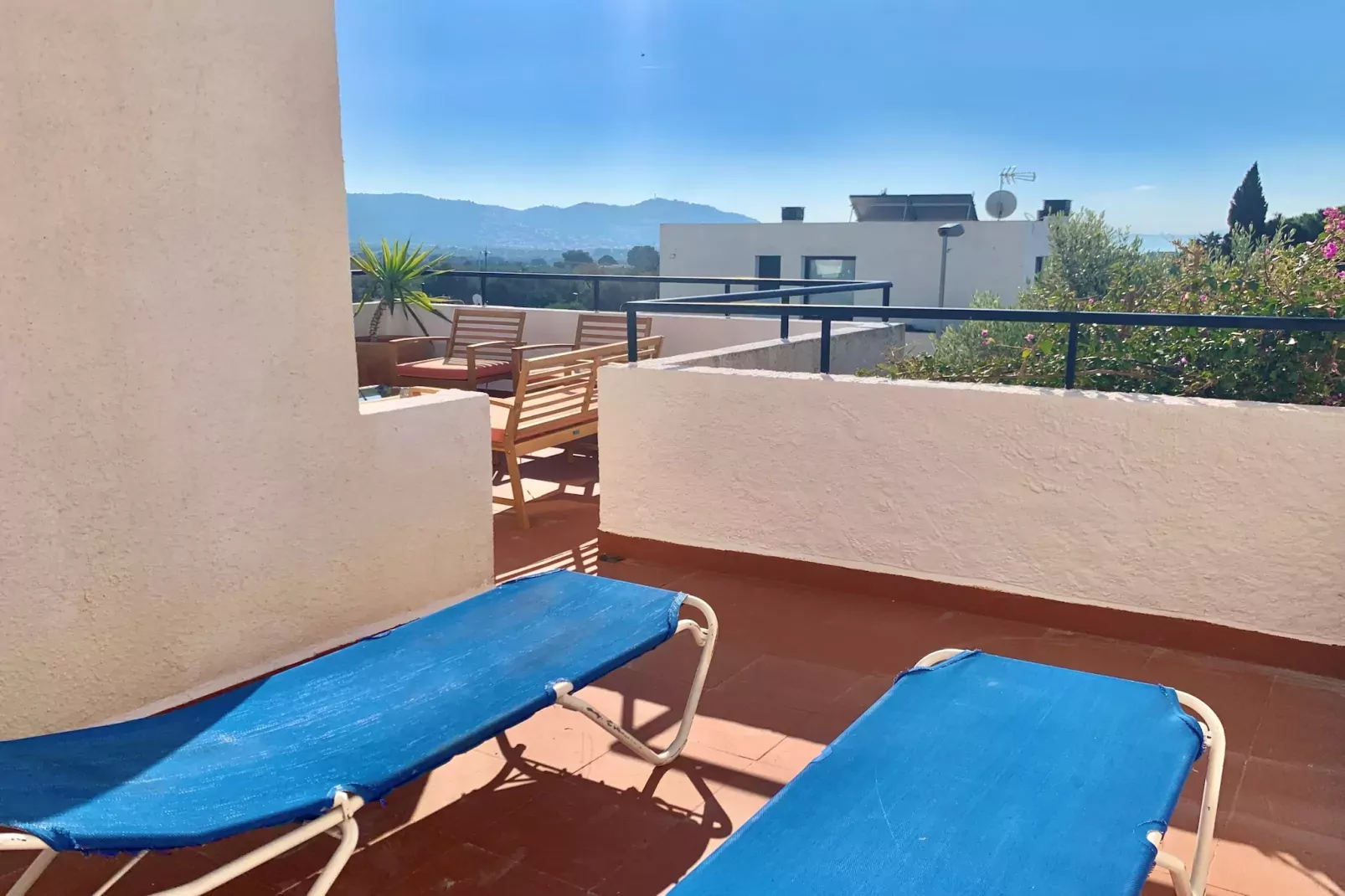 VILLA BAGES 5 Roses-Terrace balcony