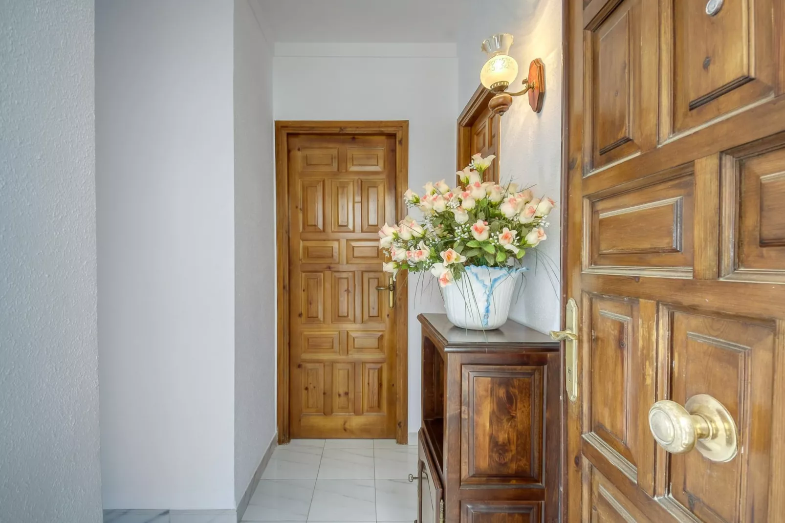 JARDINS 3 2 1 1  Roses-Reception hall