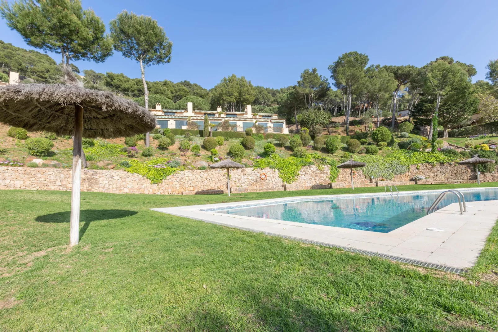 Ses Brises 31-Pool