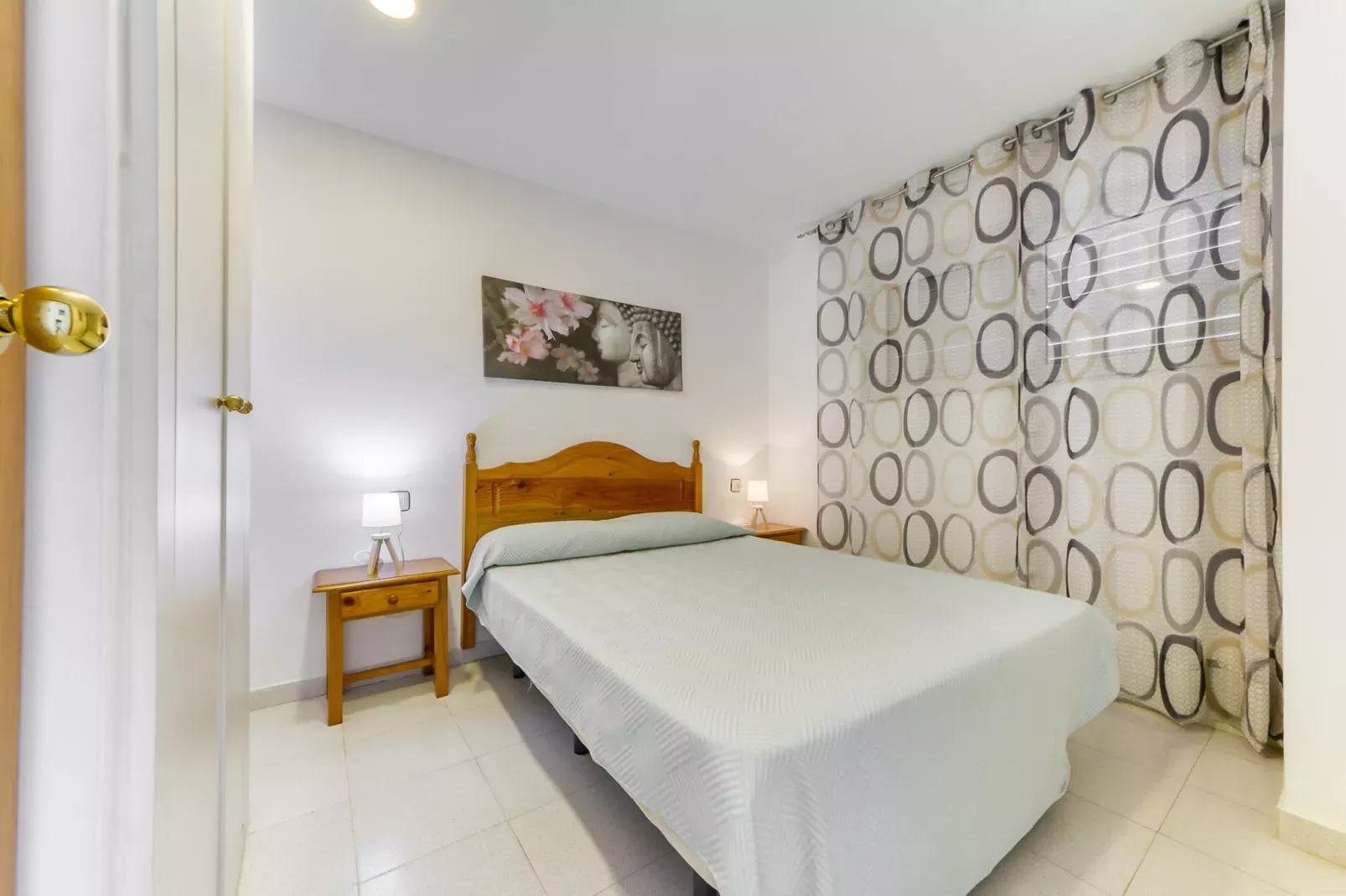 RESIDENCIAL ALMADRAVA 2 Roses-Bedroom