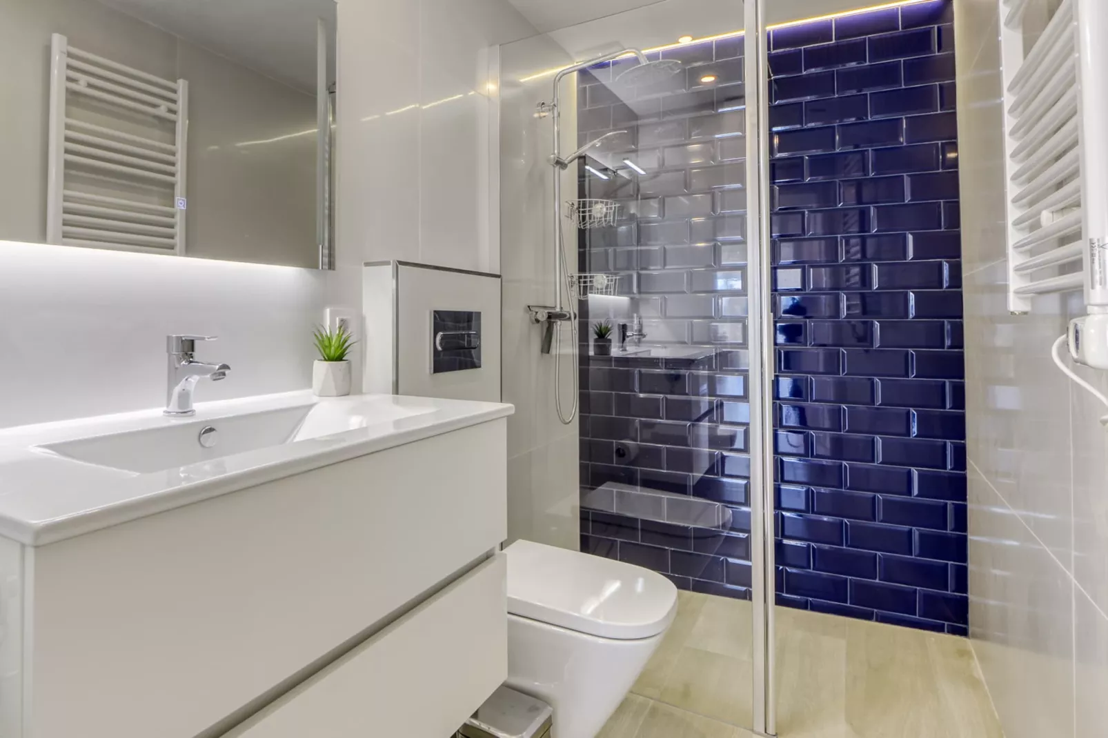 DALLAS ATIC-Bathroom