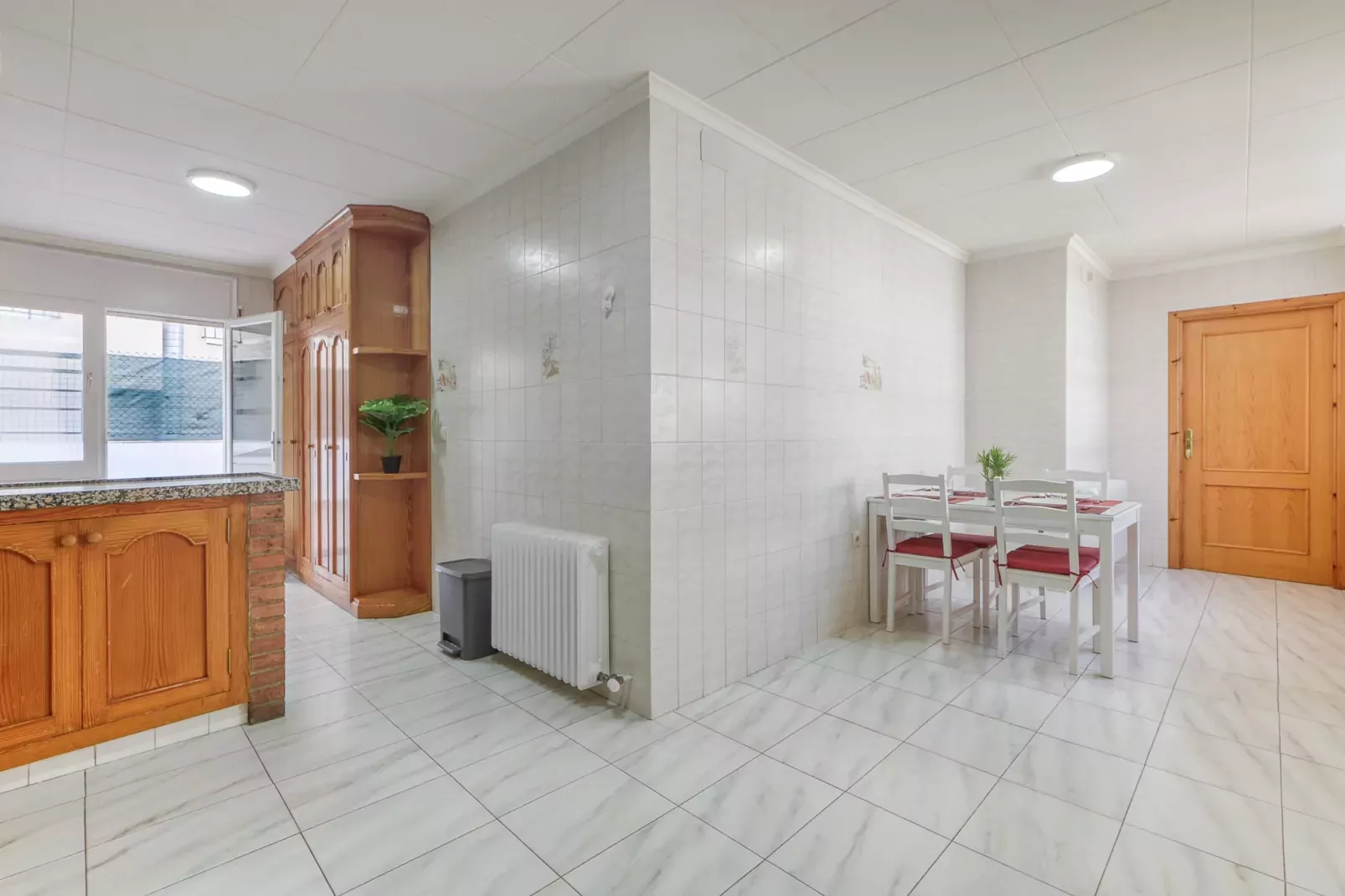 CASA COLOM Roses-Salon