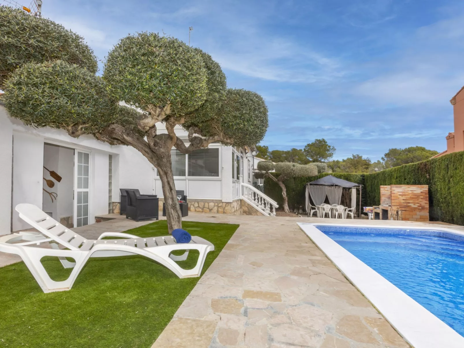 Villa Palmera IV-Outside