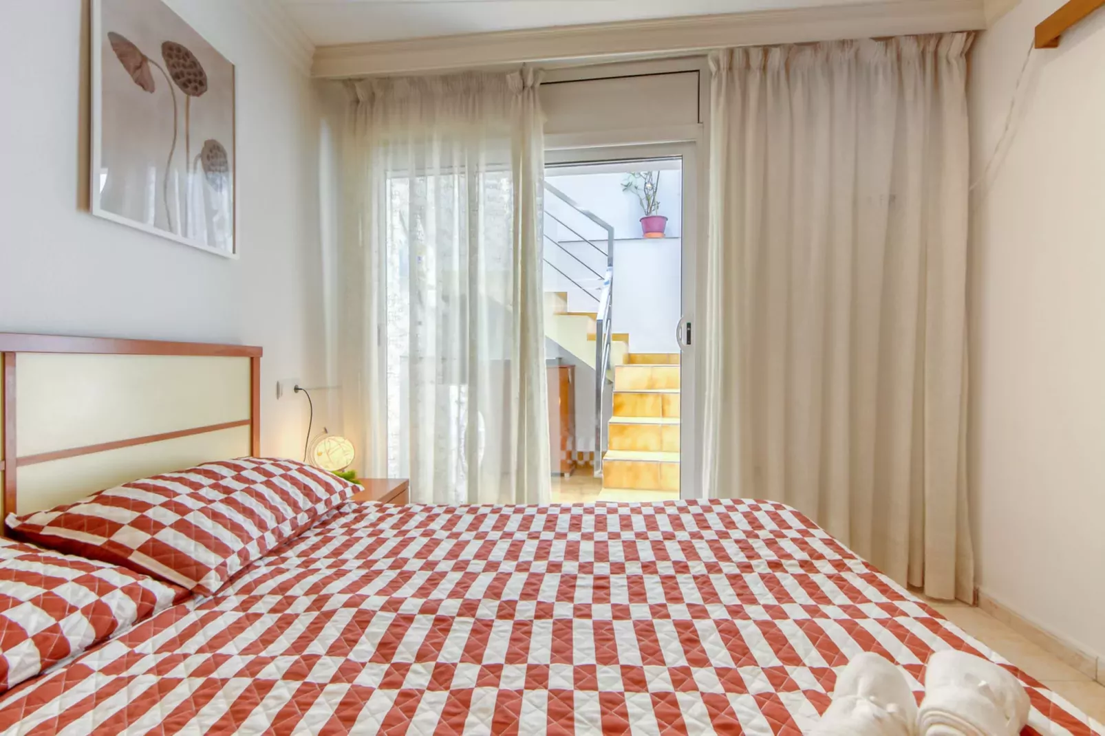 CASA PUIG ROM 40 Roses-Bedroom