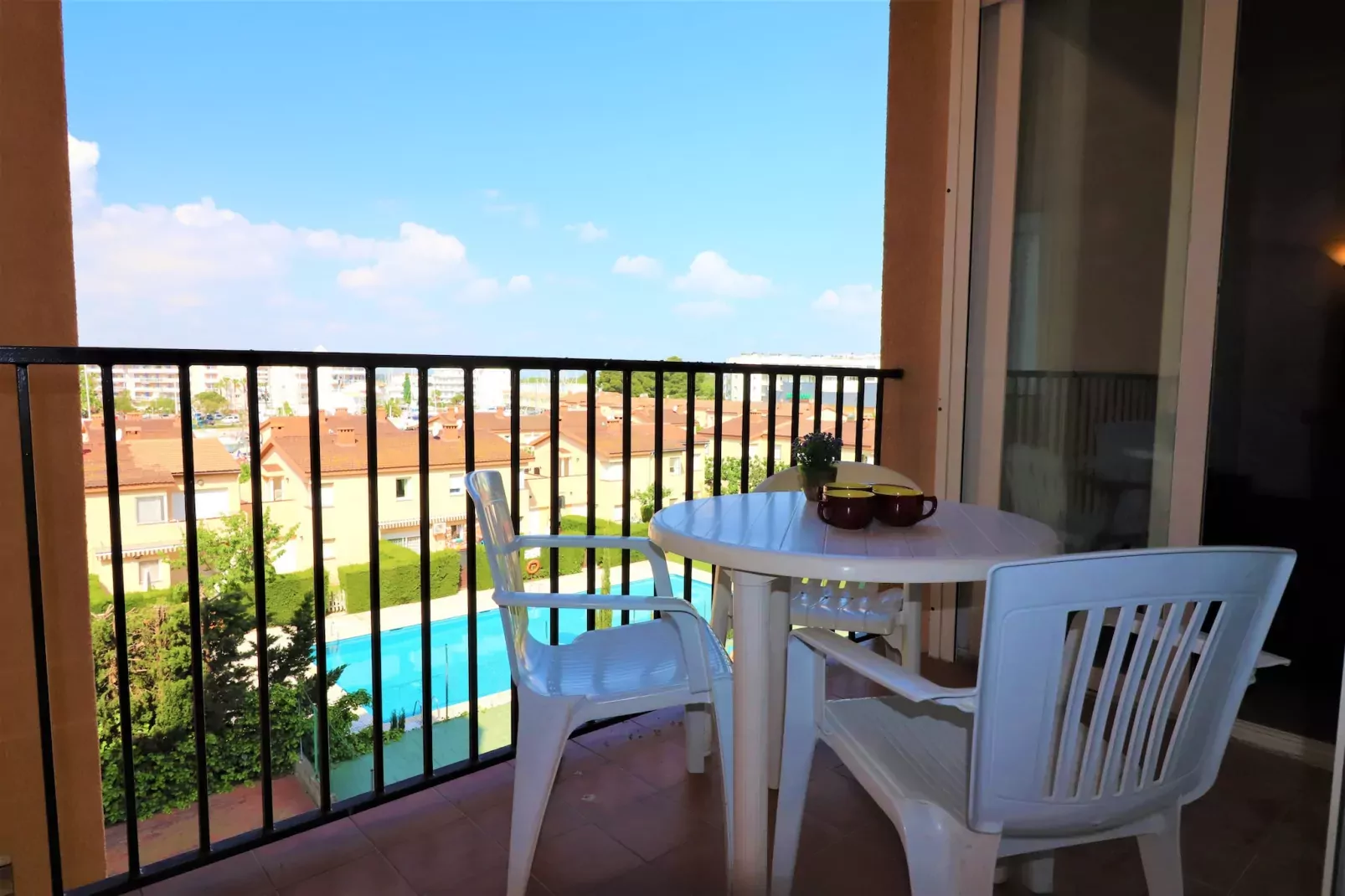 MEDITERRANEO  2 3 6 Roses-Balcon-terrasse