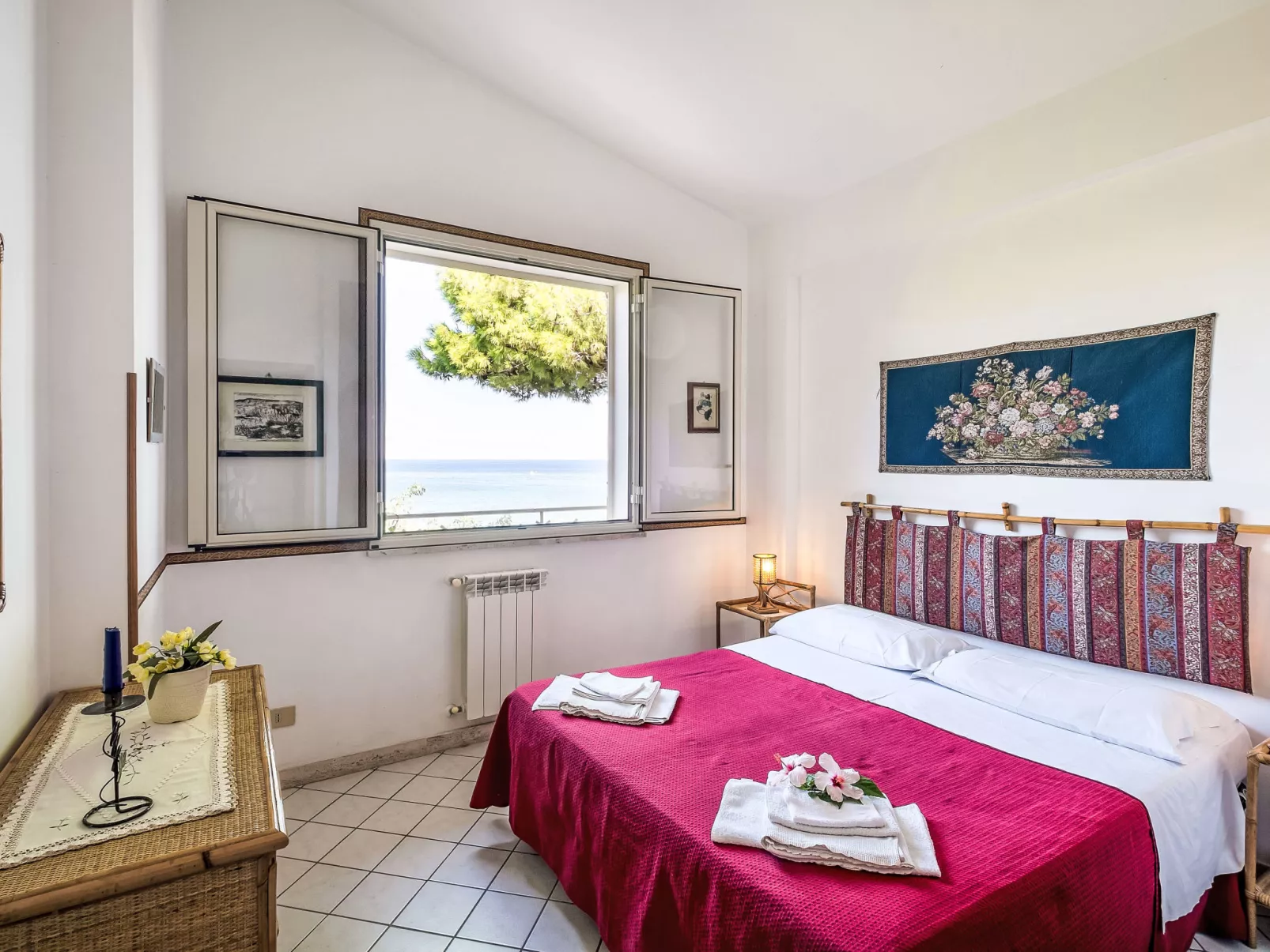 Cicladi Paros-Inside