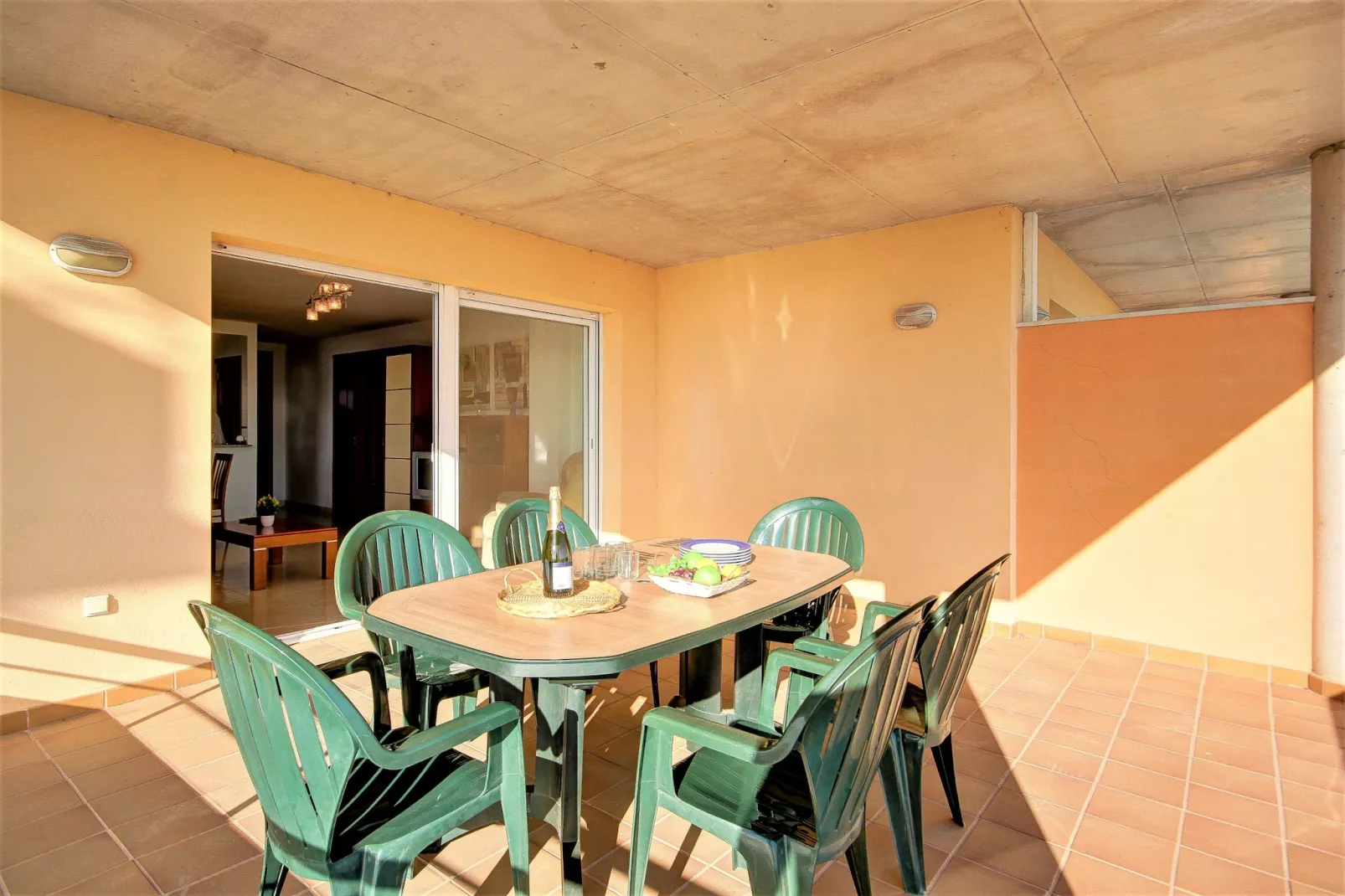 CAP MESTRAL 1A Roses-Esszimmer