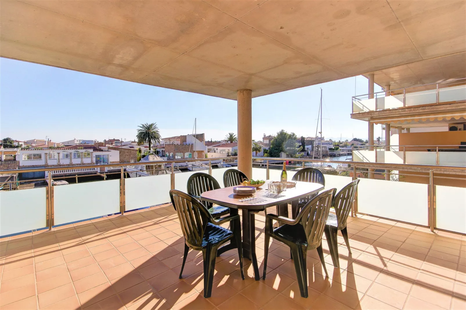 CAP MESTRAL 1A Roses-Terrassenbalkon
