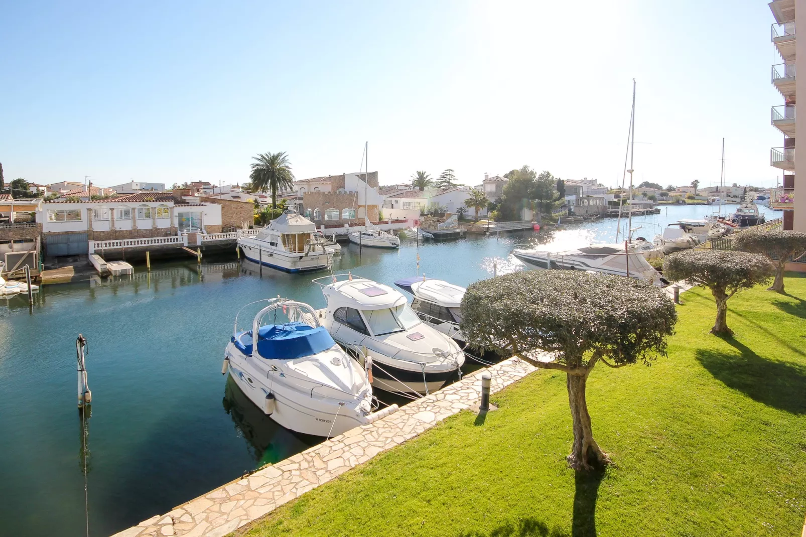 CAP MESTRAL 1A Roses-Gebiete Sommer 1 km