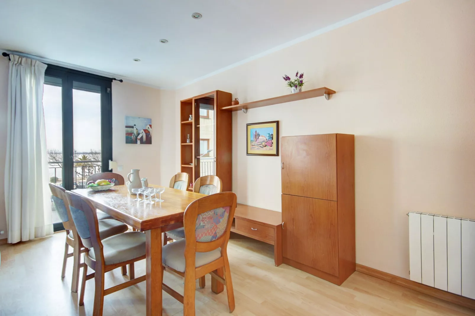 PC. MIGJORN 2 2  Roses-Dining room