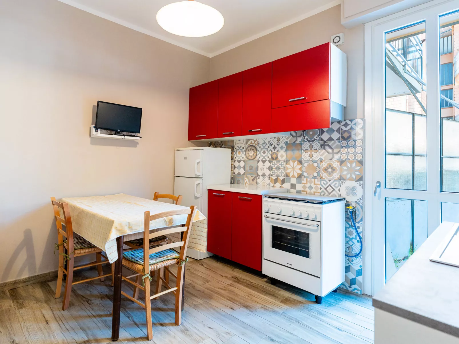 Maurizio's Place-Inside