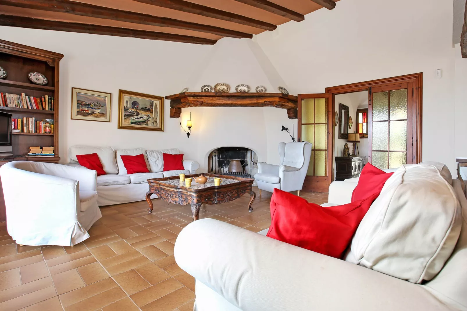 Esquer-Living room