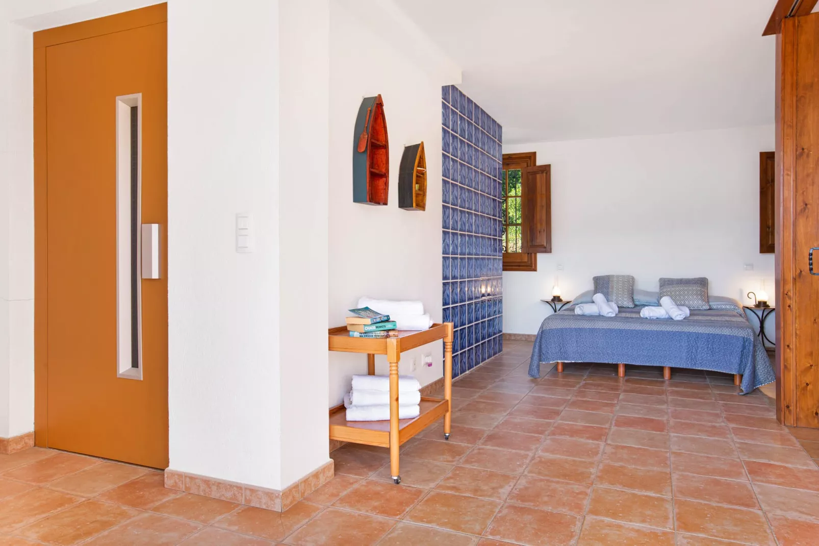 Esquer-Bedroom