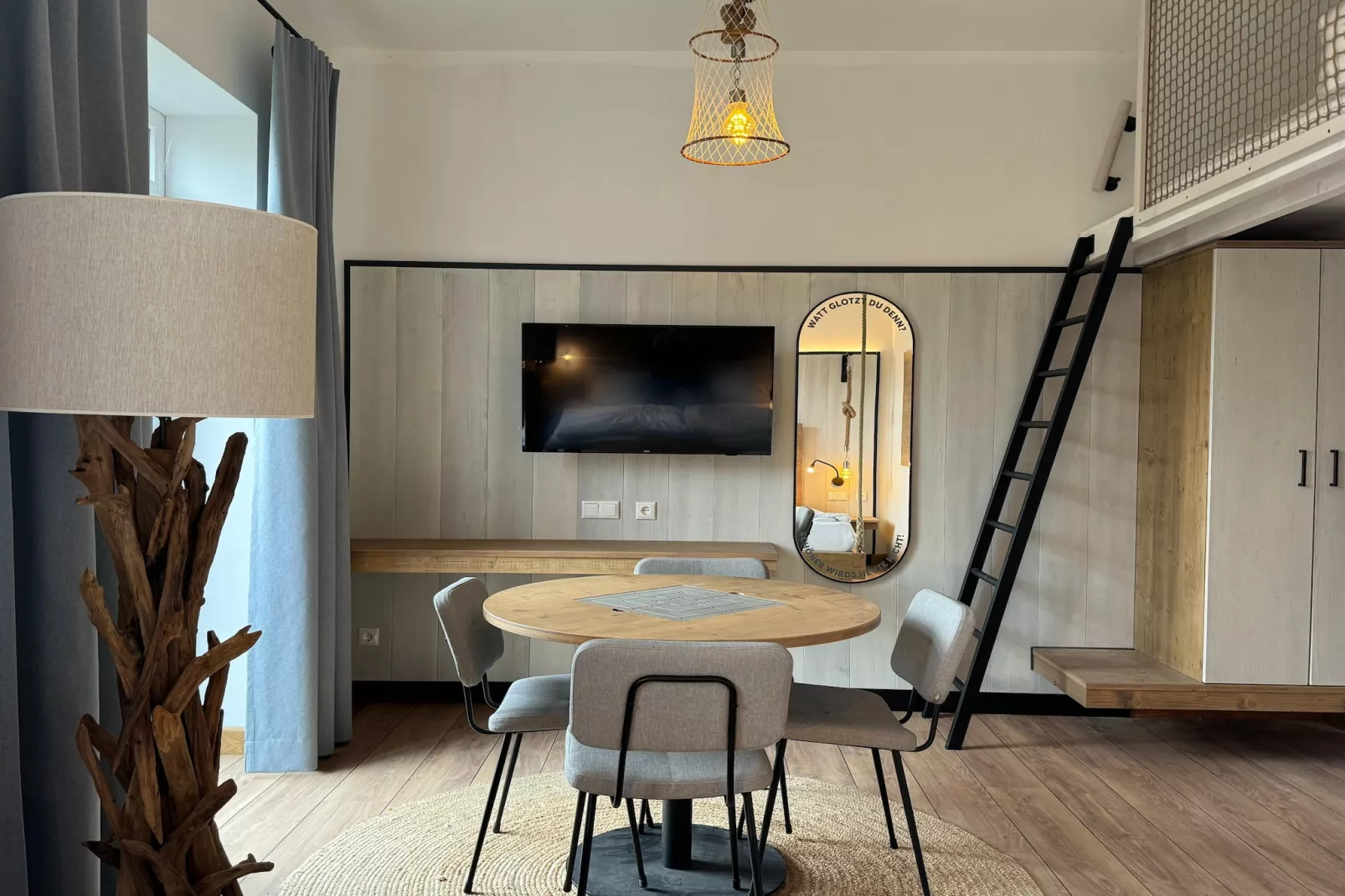 4-Bett-Studio-Living room