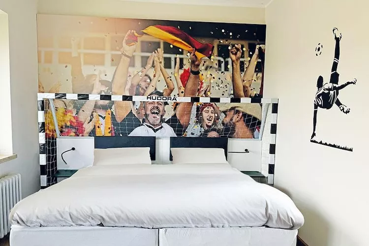 4-Bett-Studio-Bedroom