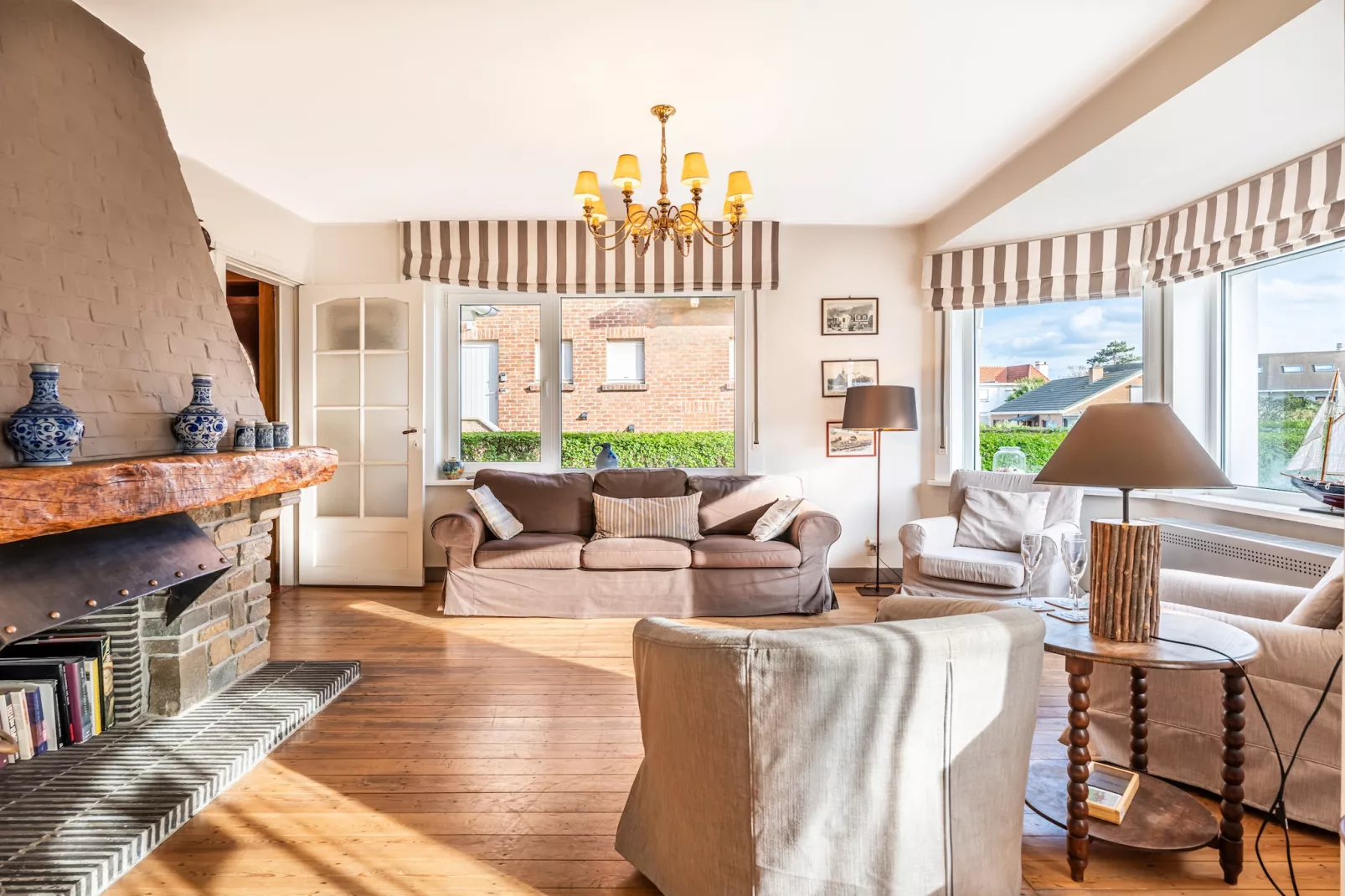 Zeehuis-Living room