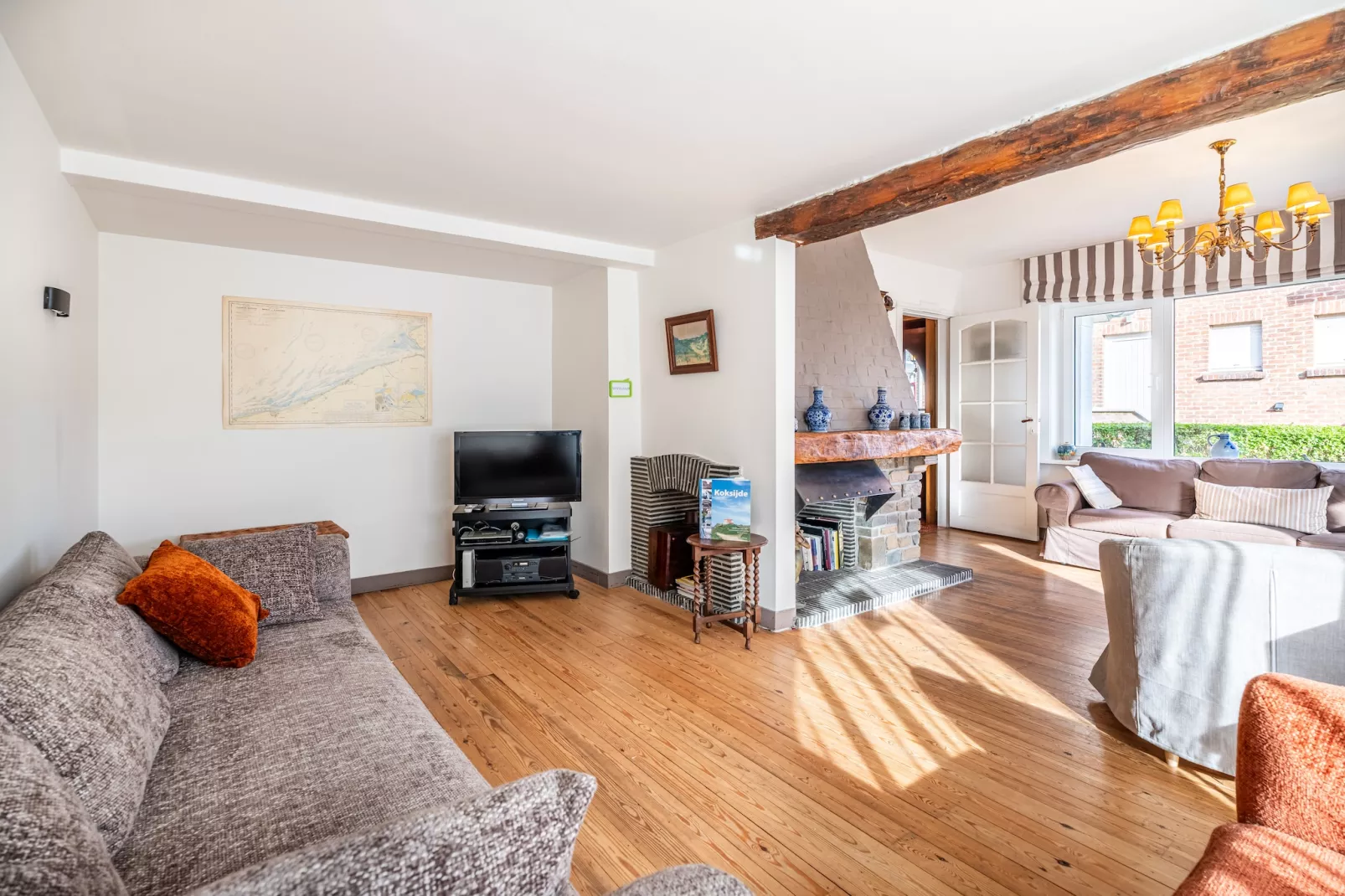 Zeehuis-Living room