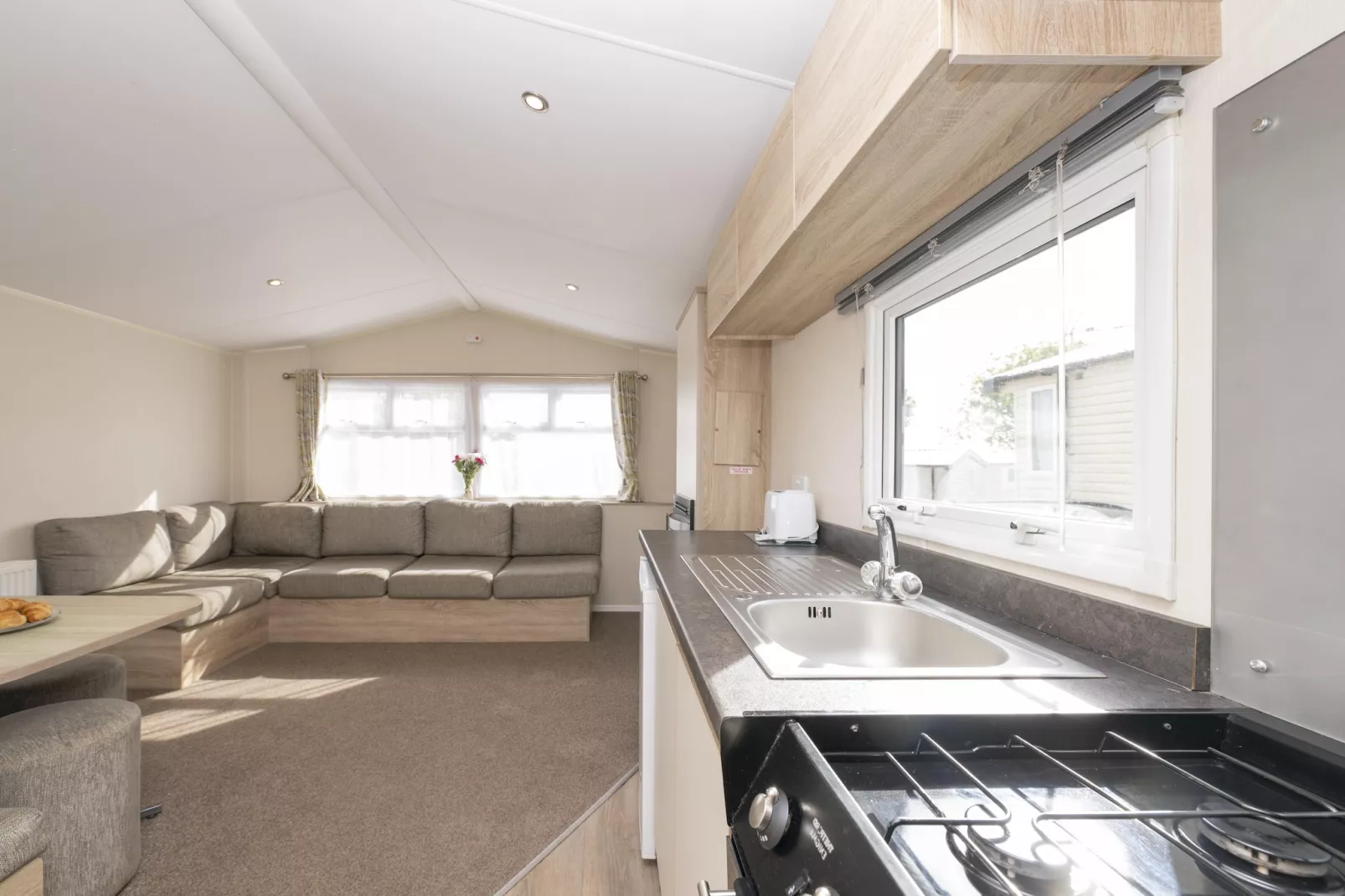 Sunset Pet Friendly-Atmosphere