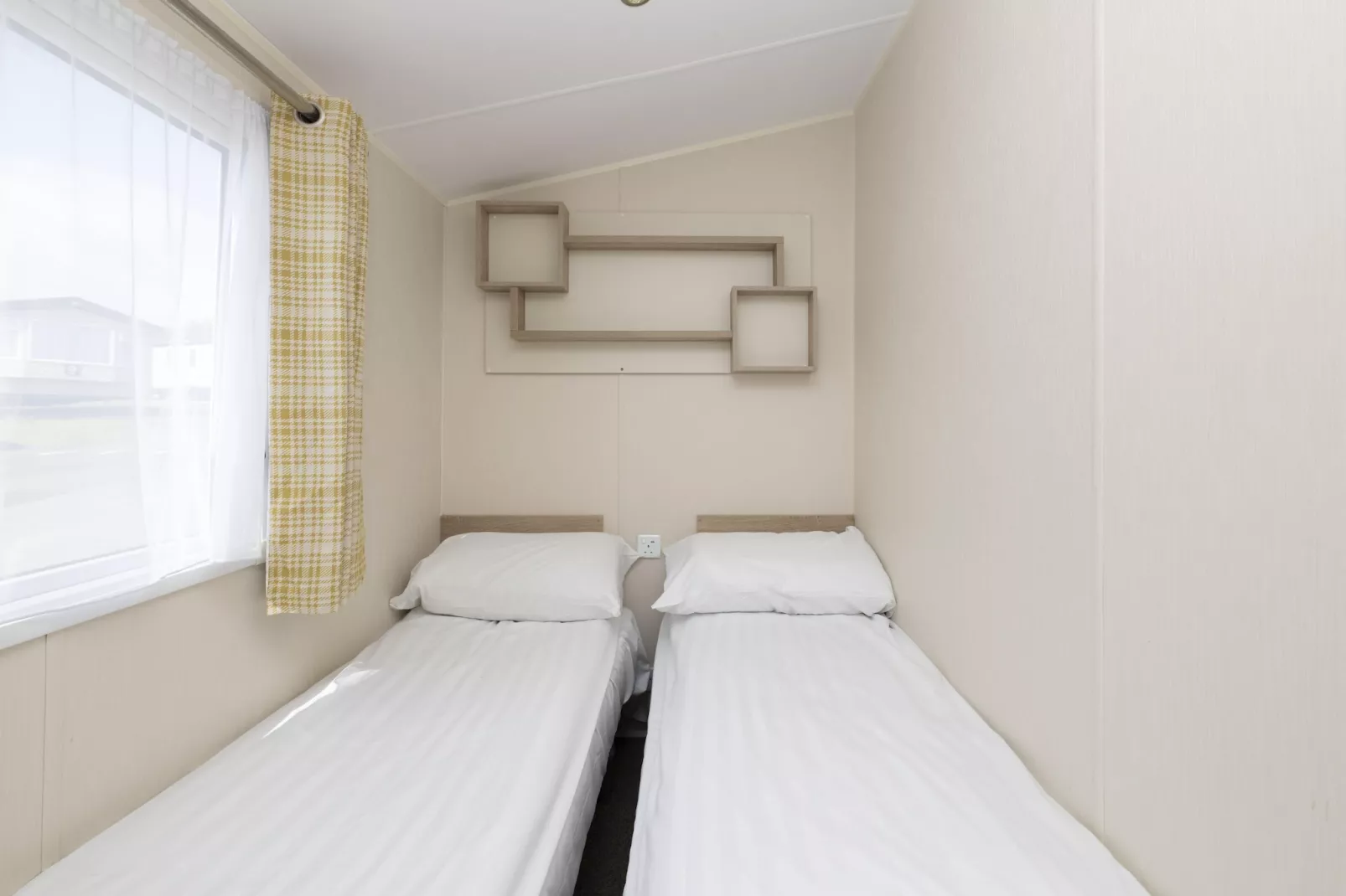 Sunrise-Bedroom