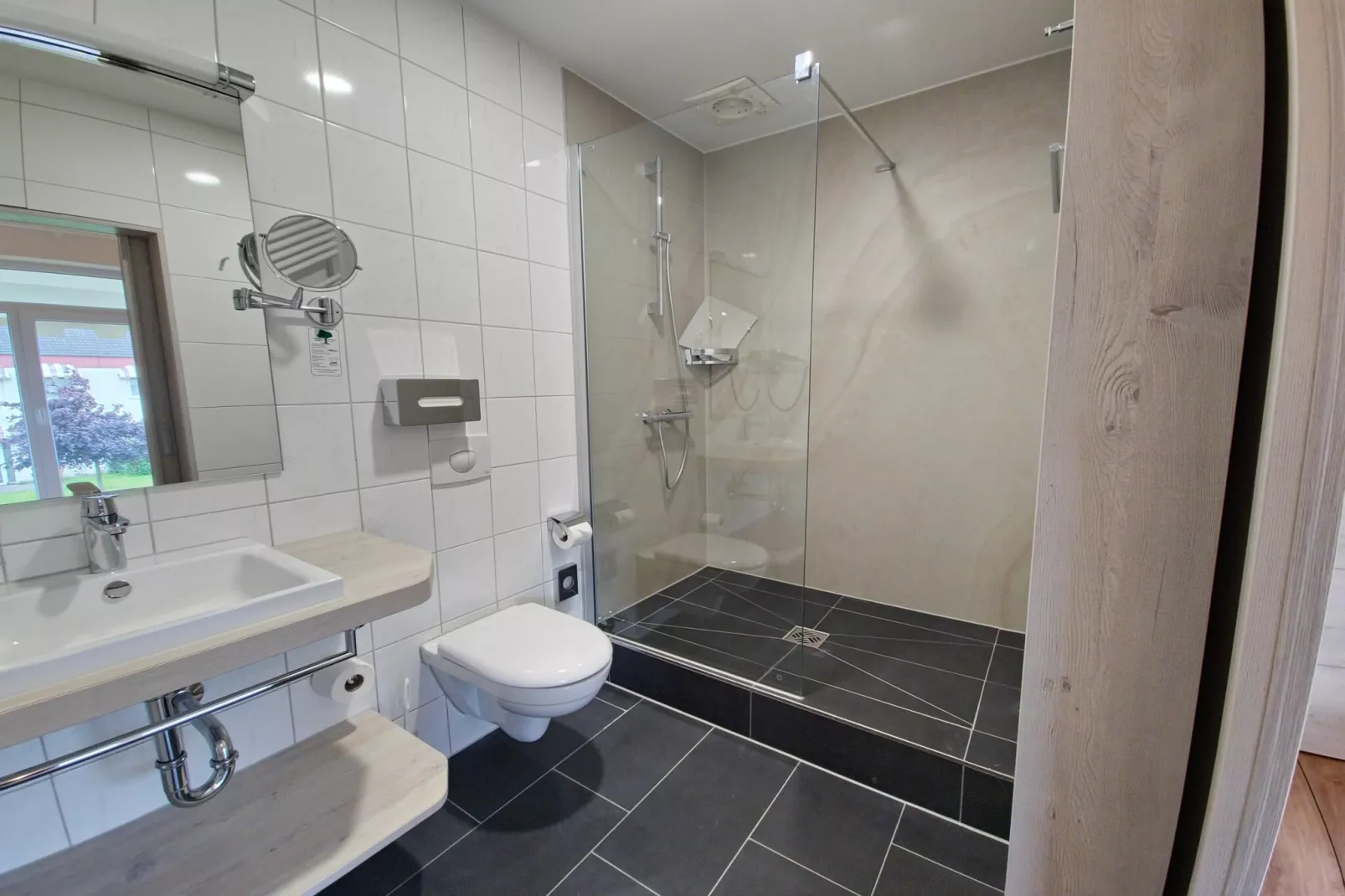 Doppelzimmer mit 3er Alkoven-Bathroom