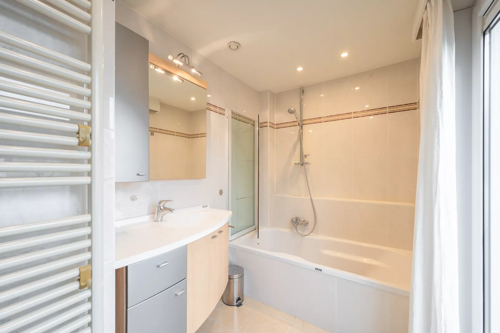 Gruuthof Residence-51-Bathroom