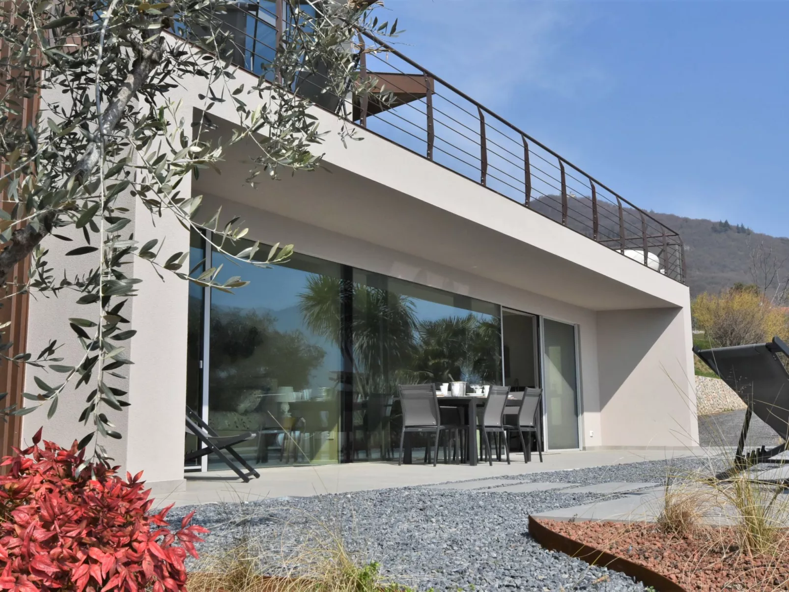 Villa Gau'-Outside