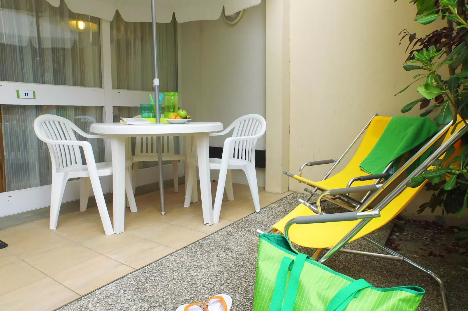 Ars-en-Ré - Appartement 3 Pièces 6 Personnes 1 bébé Rez-de-jardin-Esszimmer
