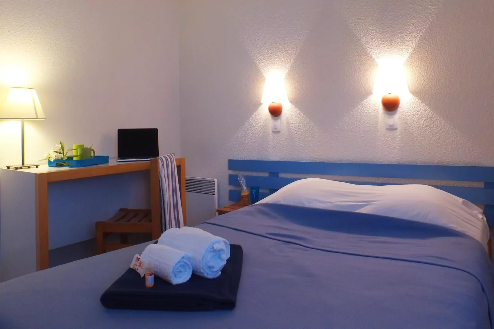 Ars-en-Ré - Appartement 3 Pièces 6 Personnes 1 bébé Rez-de-jardin-Schlafzimmer