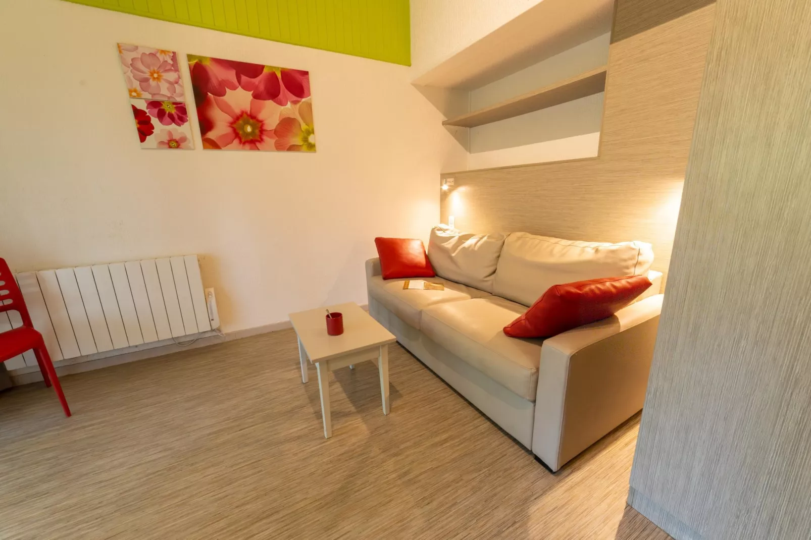 Collonges-la-Rouge- Gîte 2 Pièces 5 Personnes 1  bébé-Wohnzimmer